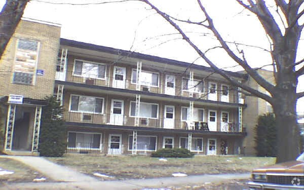 Primary Photo - 605 Case St
