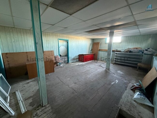 Building Photo - 297 Lindsey St