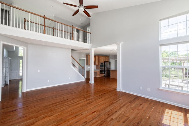 Building Photo - 8965 Snowberry Court