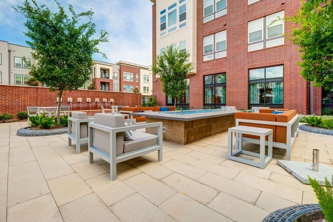 Building Photo - 800 N FM 3083 Rd E