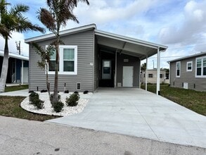 Building Photo - 27 Nyborg Ave