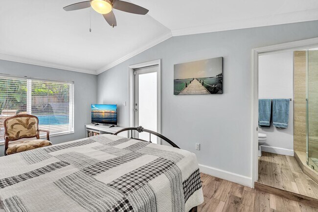 Building Photo - 3204 Beacon St