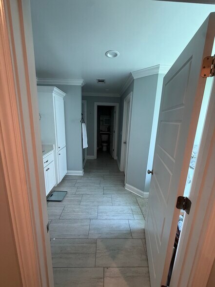 Master Bath - 644 Osprey Cir