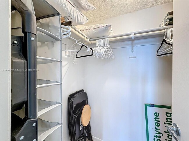 Building Photo - 201 178th Dr