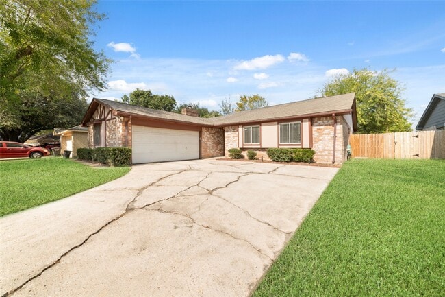 Building Photo - 10522 Northview Dr