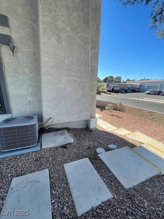 Building Photo - 2818 Calle Del Oro