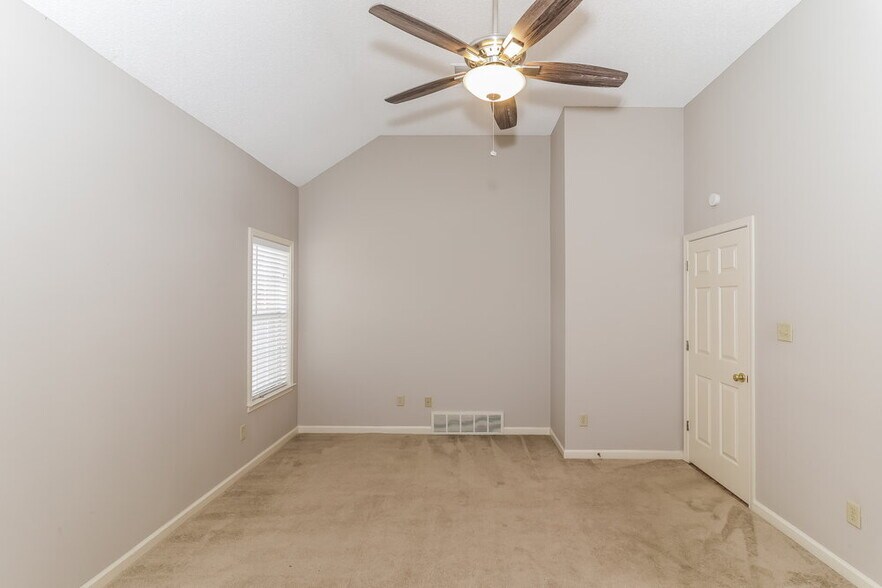 Building Photo - 7743 Shadow Hills Dr