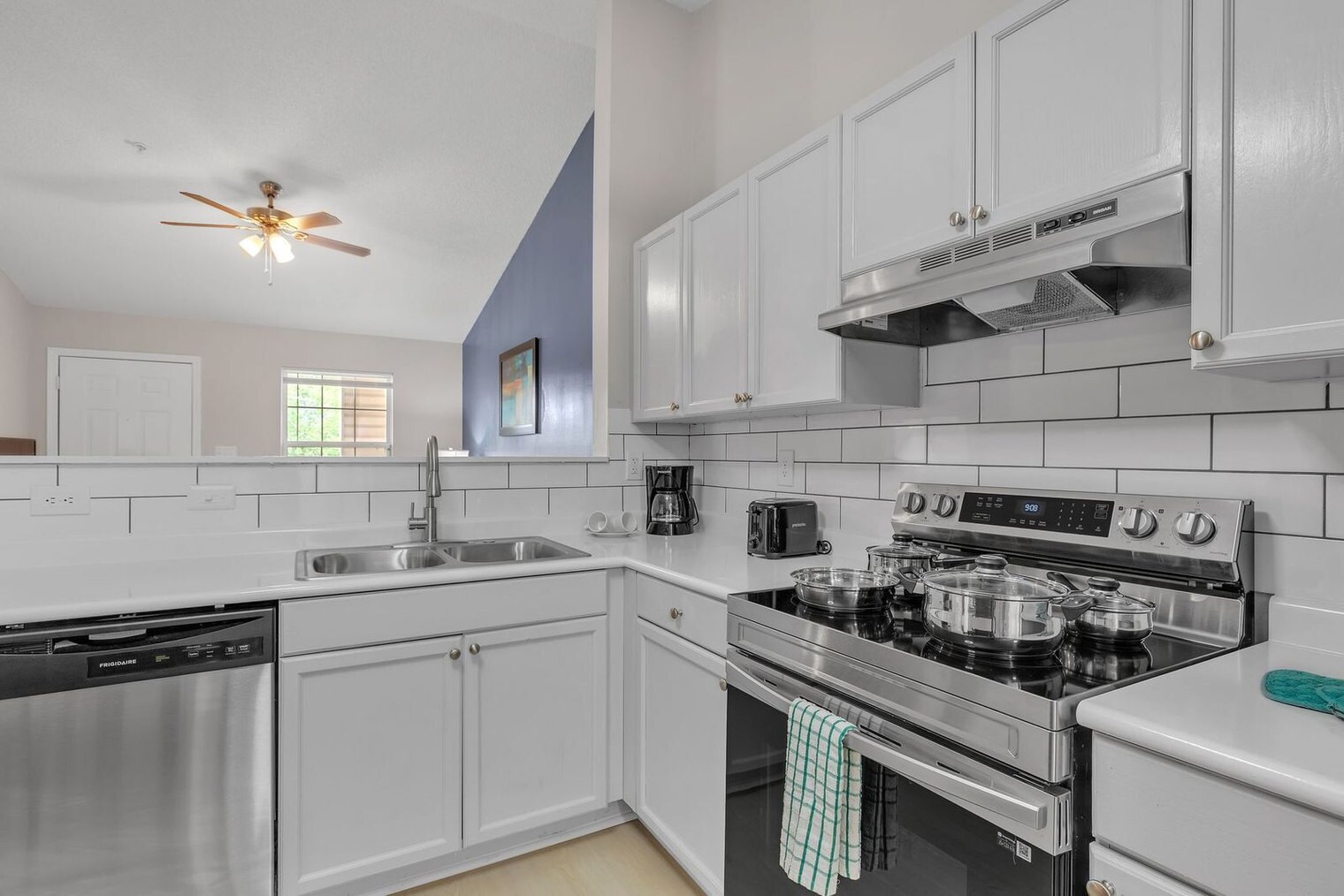 Building Photo - 3507 Carlson Bay Ct