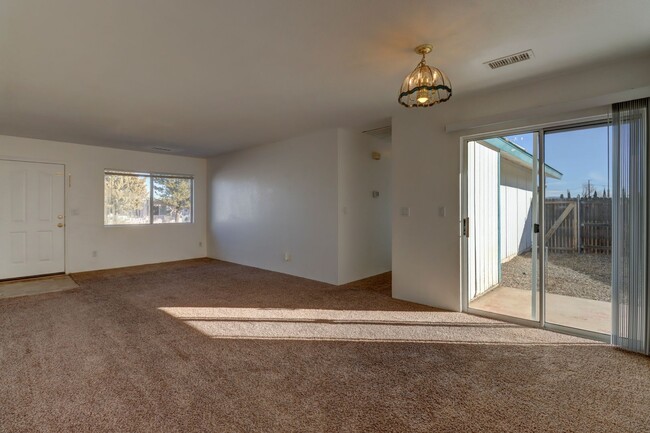 Building Photo - Home for Rent in Prescott Valley.