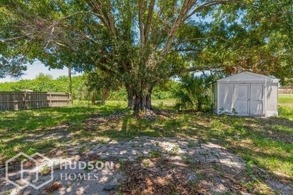 Building Photo - NOW AVAILABLE! 1296 Huntington Ln, Rockled...