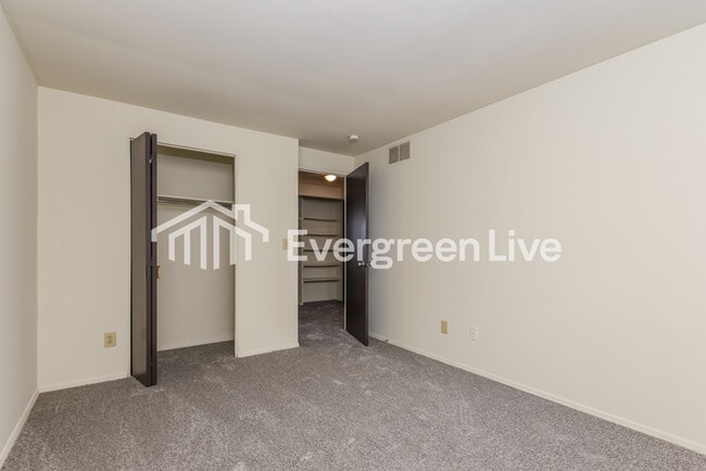 Building Photo - 7699 Mt Hood