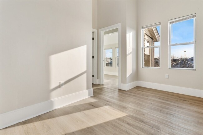 Building Photo - 41 Wolcott St