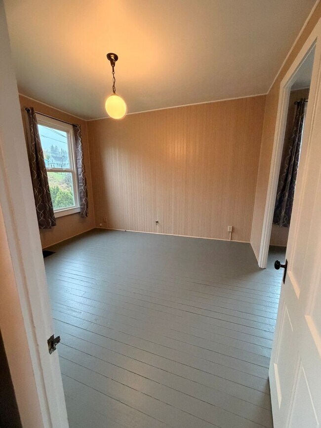 Building Photo - 3356/3372/3376 Franklin Ave.