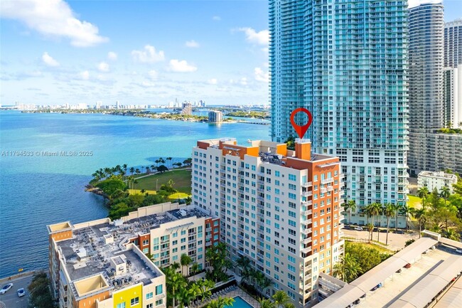 Building Photo - 2000 N Bayshore Dr