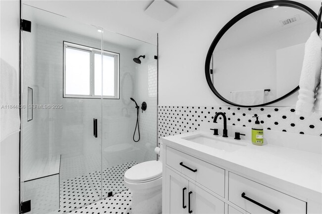 Building Photo - 1826 Fairhaven Pl