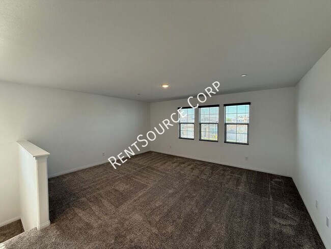 Building Photo - 6030 W Ave J 9