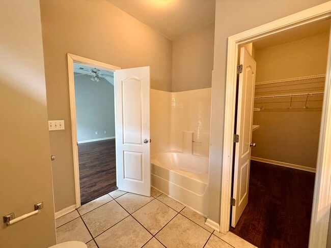 Building Photo - 3 bed, 2 bath home in Calera