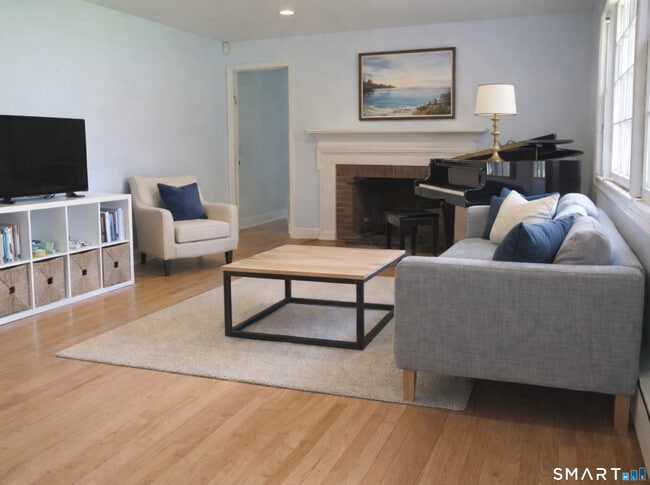 Building Photo - 88 Sanford Ln