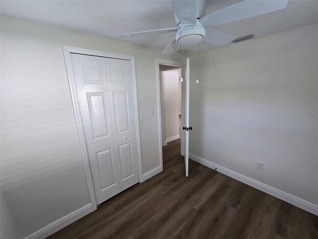 Building Photo - 416 W Ianthe St