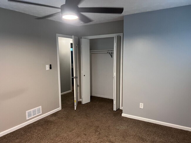Building Photo - Spacious 4-Bedroom, 3-Bath Home with Moder...
