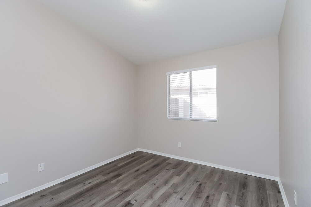 Building Photo - 118 W Tumbleweed Ct