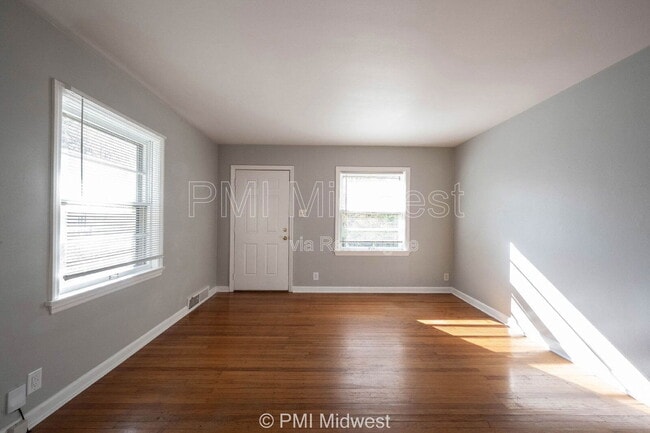 Building Photo - 2512 Brookside Pkwy N Dr