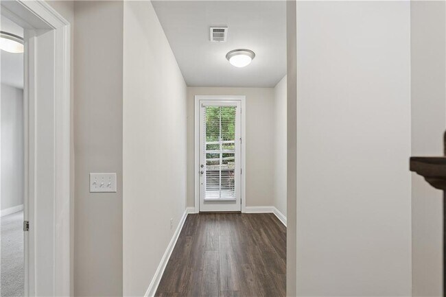 Building Photo - 857 Constellation Dr