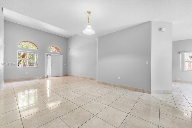 Building Photo - 22901 SW 114th Ave