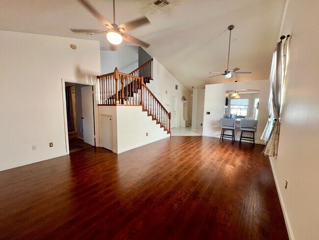 Building Photo - 6677 Ryan Chase Ct