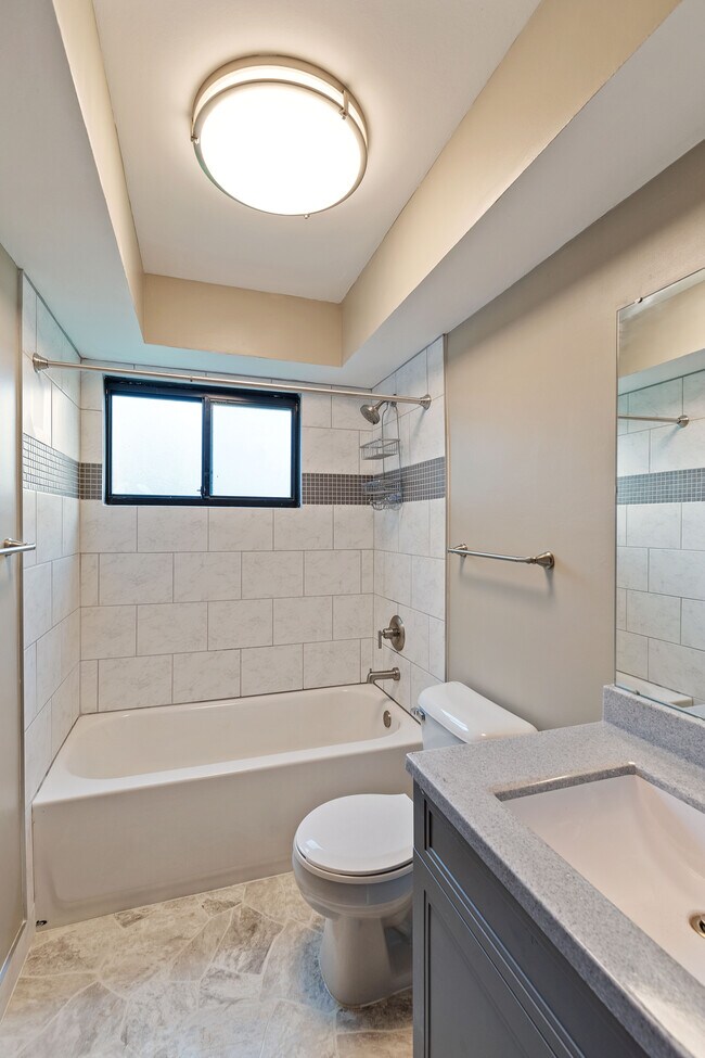 Building Photo - 7400 Penn Ave S