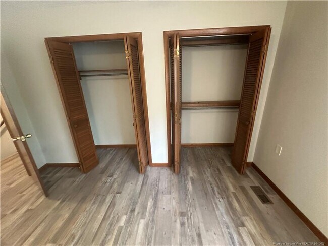 Building Photo - 1202 Huntsman Ct