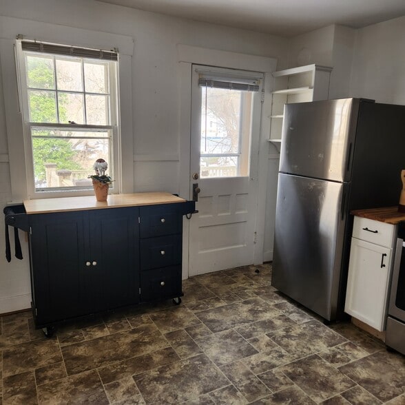 Building Photo - 23 Union St