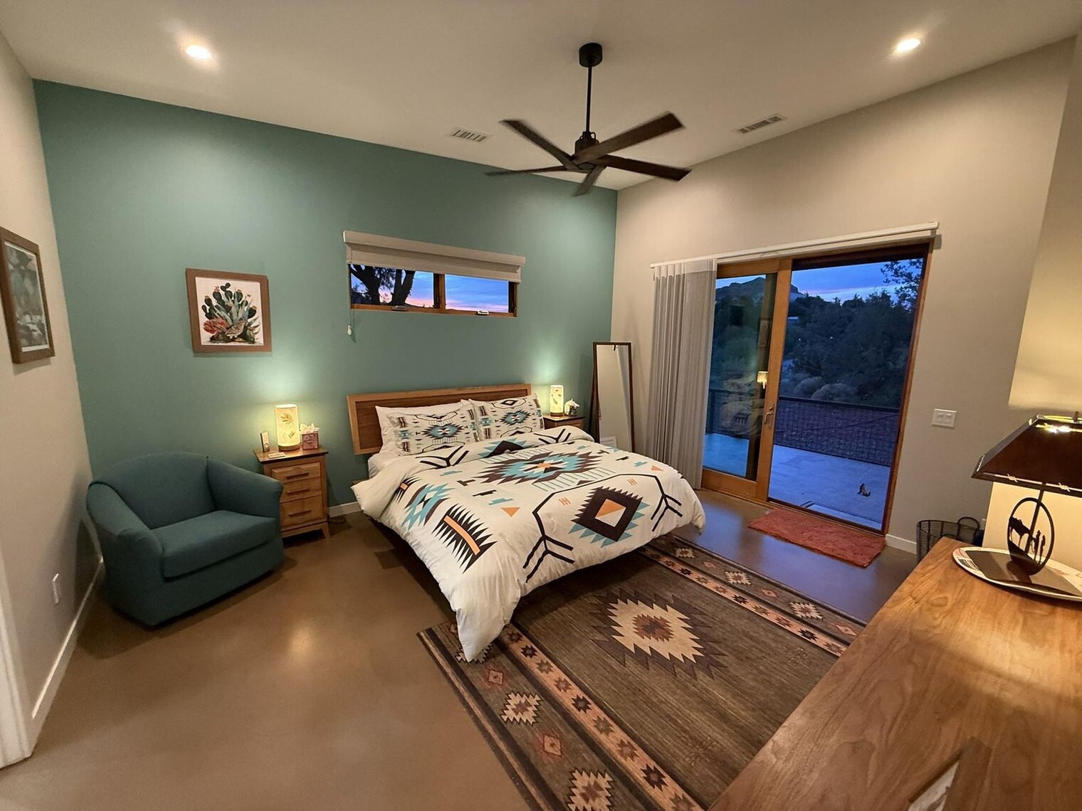 Building Photo - 105 Rojo Dr