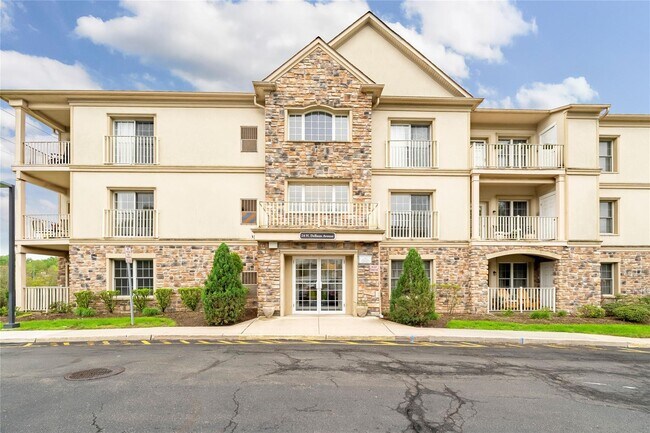 Building Photo - 24 N De Baun Ave