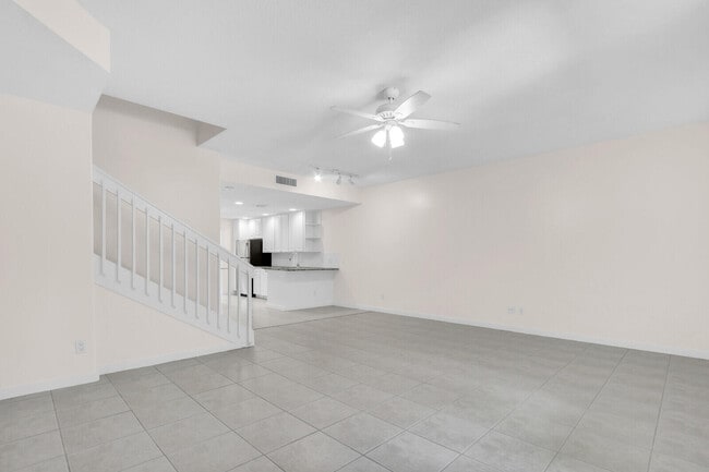 Building Photo - 3183 E Community Dr