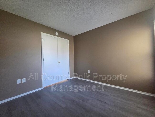 Building Photo - 1410 Bramblewood Dr