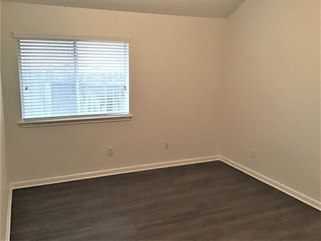 Building Photo - 4910 Monarch Meadow Ln