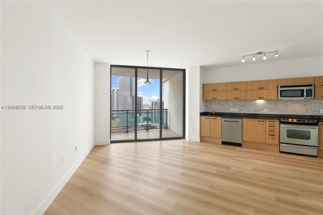 Building Photo - 350 S Miami Ave