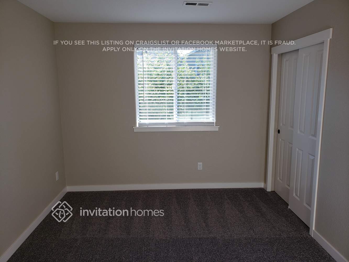 Building Photo - 4507 5th Ave NW