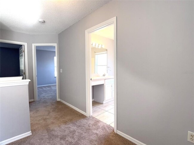 Building Photo - 732 Casterton Cir