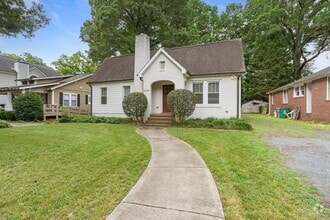 Building Photo - 2130 Chesterfield Ave