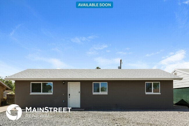 Primary Photo - 2011 E Burgess Ln