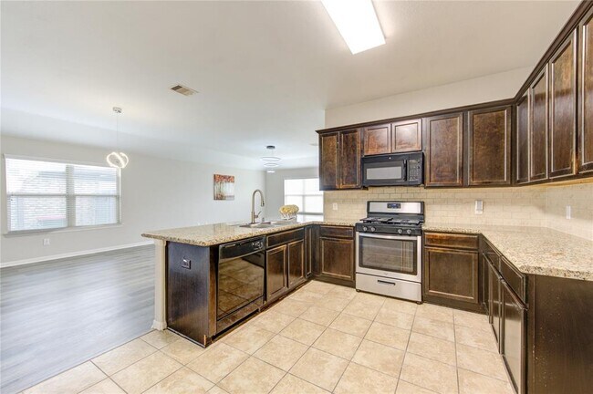 Building Photo - 9207 Ranch Ridge Ln