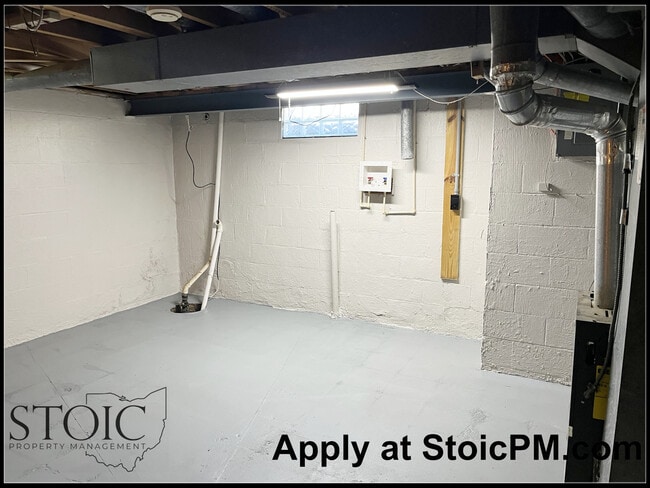 Building Photo - 5270 Carbondale Dr