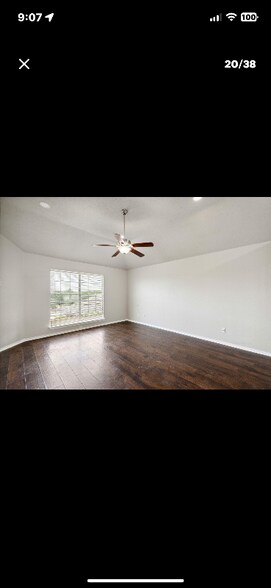 Building Photo - 344 Parkview Dr