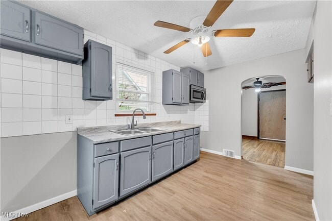 Building Photo - 13803 Wolf Ave