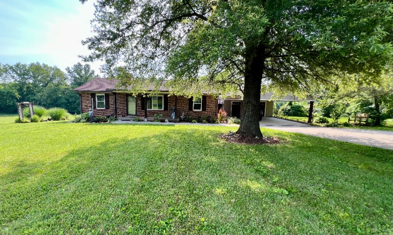 Primary Photo - 724 Butler Rd
