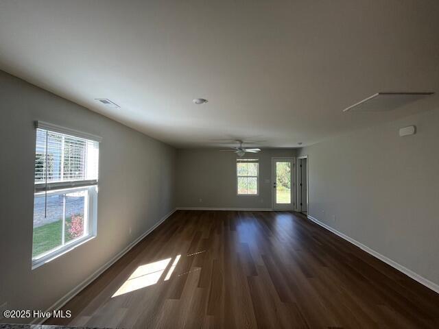 Building Photo - 7434 Julius Dr NE
