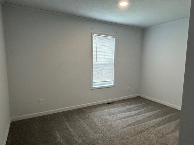 Building Photo - 54 Hickory Ln