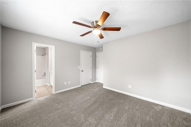 Building Photo - 112 Woodberry Ct